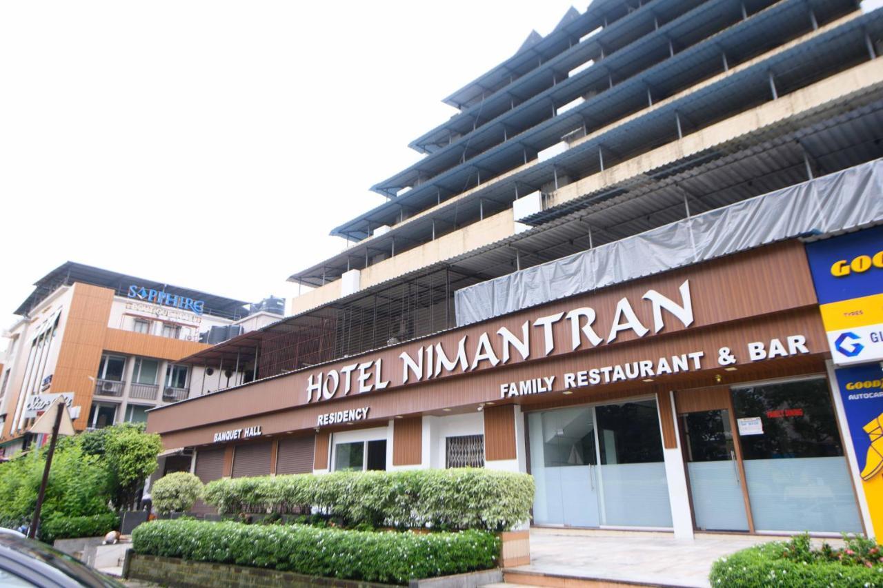 Nimantran Hotell Navi Mumbai Eksteriør bilde