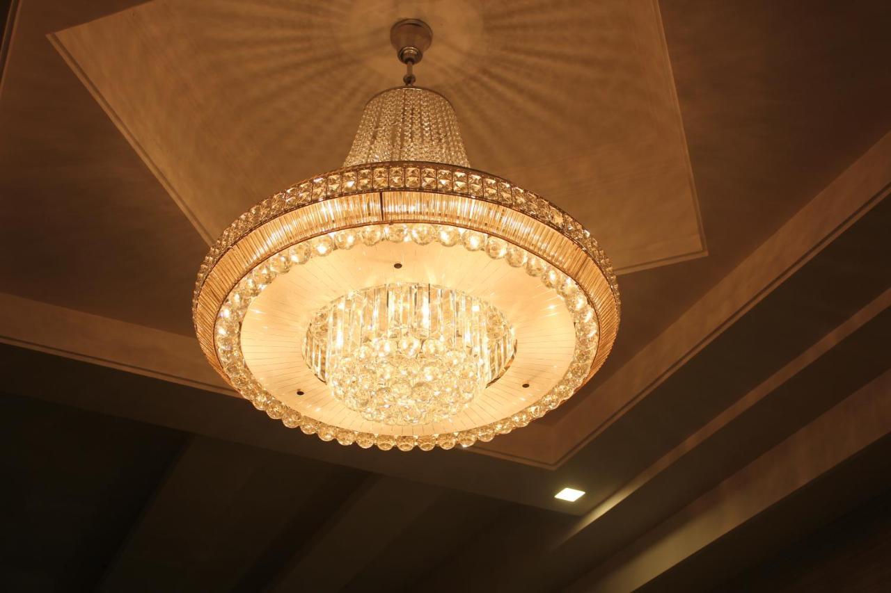 Nimantran Hotell Navi Mumbai Eksteriør bilde